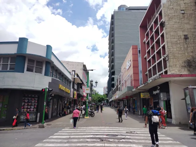 COMMERCIAL SPACE FOR RENT, SAN JOSE, AVENIDA CENTRAL. in Carmen, San José — $5,900