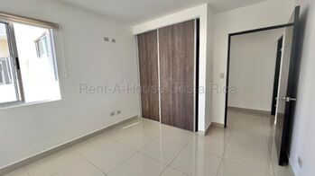 Alquiler de Apartamento en Alajuelita-San Felipe, San José. RAH 26-1572 in San Felipe, Alajuelita, San José — $1,050 - Photo 5 of 19
