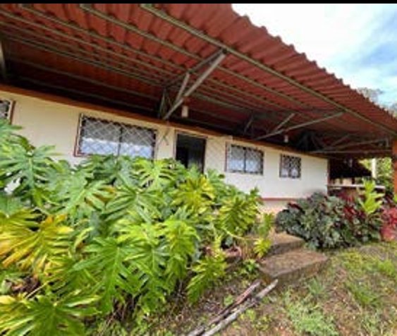 Terreno con Contenedor modificado para ser usado como una Vivienda in Aguacaliente, Cartago — ₡ 63 175 000 - Photo 2 of 24