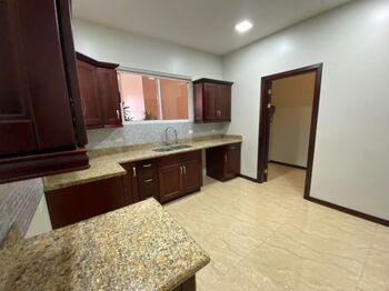 Venta de Apartamento en San Rafael, Escazú. RAH 25-692 en San Rafael, Escazú, San José — $290,000 - Foto 5 de 14