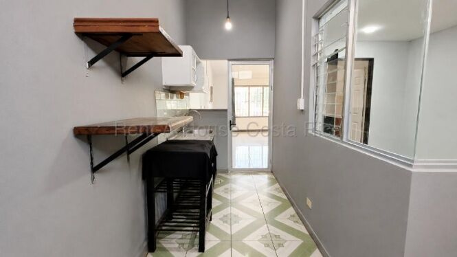 Venta de Casa en Agua Caliente, Cartago. RAH 26-2270 en Aguacaliente, Cartago — ₡ 51 000 000