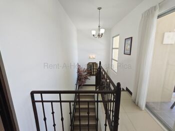 VENDO CASA EN CONDOMINIO CON AMPLIO PATIO. MORAVIA SAN VICENTE. in San Vicente, Moravia, San José — $220,000 - Photo 5 of 13