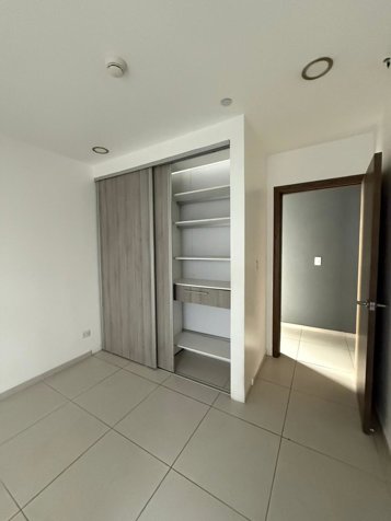 Venta de Apartamento en Rohrmoser - SM COD1391 in Mata Redonda, San José — $240,000 - Photo 3 of 16