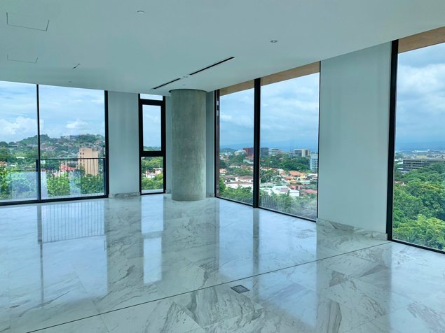 Lujoso apartamento en Avenida Escazu in Escazú, San José — $2,700,000 - Photo 2 of 22