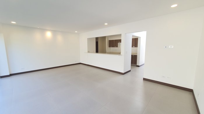 Venta de espectacular y amplia casa en Bello Horizonte Escazú in Escazú, San José — $360,000 - Photo 2 of 22