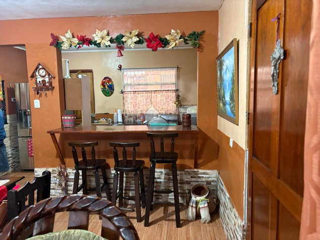 Venta de propiedad con 8 apartamentos independientes #26-974 GS en Ipís, Goicoechea, San José — $590,000 - Foto 2 de 10