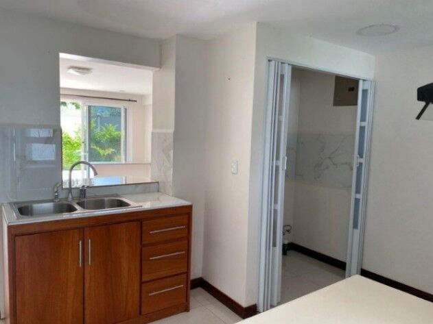 Alquiler de Apartamento en Urb. Rio Oro, Santa Ana. RAH 27-156 in Uruca, Santa Ana, San José — ₡ 450 000