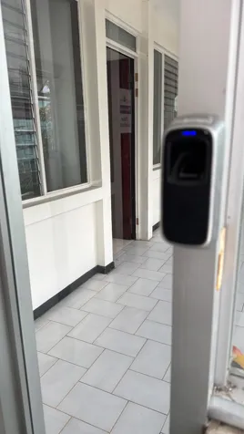 Se Alquila, Local comercial, San Jose, Sabana Norte en Uruca, San José — $1,600 - Foto 2 de 10
