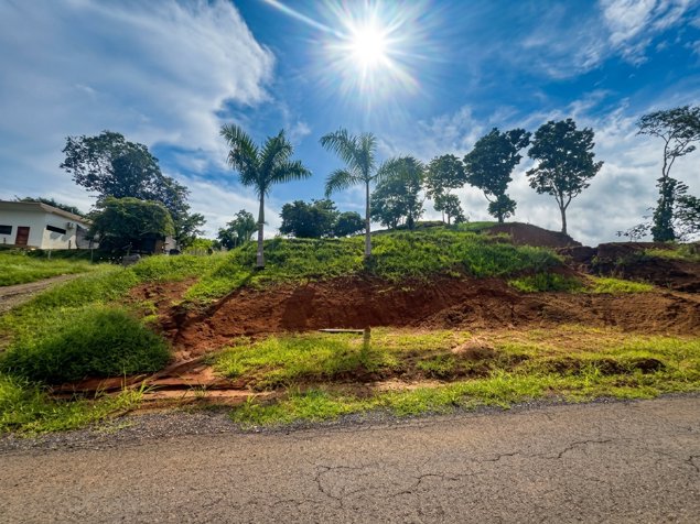 Venta de terreno residencial con encanto rural, Playa Esterillos (MV) en Parrita, Puntarenas — $75,000 - Foto 2 de 6