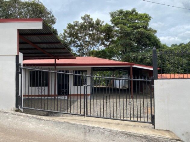 Casa Barrio Jesús Atenas en Jesús, Atenas, Alajuela — ₡ 65 000 000