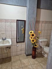 Edificio Comercial en Venta para Inversión | Heredia Centro in Pará, Santo Domingo, Heredia — $950,000 - Photo 5 of 17