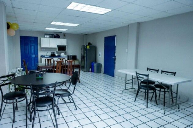 Alquiler de Edificio en Carmen, San José. RAH 24-1566 en Carmen, San José — $4,223