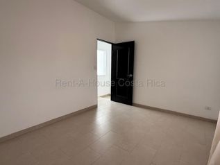 APARTAMENTO EN VENTA EN SABANILLA SAN JOSÈ en Sabanilla, Montes De Oca, San José — 49 000 000 ₡ - Foto 5 de 9