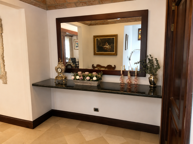 Venta de Casa en condominio en Escazu in San Rafael, Escazú, San José — $550,000 - Photo 2 of 15