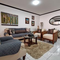 Venta de Casa en Guachipelín Escazú in San Rafael, Escazú, San José — $260,000 - Photo 2 of 8