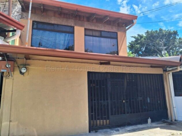 Se vende casa en Alajuela Centro 26-1529 en Alajuela — $190,000