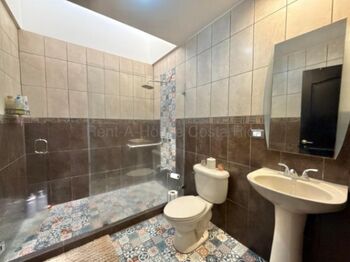 Venta de Casa en San Francisco de Heredia. RAH 27-74 en San Francisco, Heredia — 121 000 000 ₡ - Foto 4 de 20
