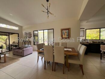 Venta de Casa en Piedades de Santa Ana. RAH 26-1487 en Piedades, Santa Ana, San José — $435,000 - Foto 5 de 17
