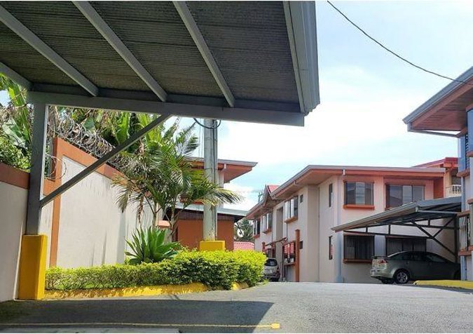 SE ALQUILA SEGURO Y ACOGEDOR APARTAMENTO, SAN ANTONIO DE CORONADO en San Antonio, Alajuelita, San José — ₡ 300 000 - Foto 2 de 15