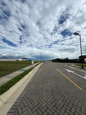 VENTA DE LOTE EN CONDOMINIO, GRECIA, ALAJUELA en Grecia, Alajuela — ₡ 22 000 000