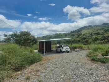 2 casas contenedores con rio pristina, Guadalajara, Buenos Aires. in Buenos Aires, Puntarenas — $154,999 - Photo 5 of 13