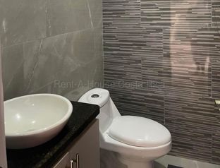 Venta de casa de lujo con piscina en Santo Domingo de Heredia #26-2169 GS en San Vicente, Santo Domingo, Heredia — $650,000 - Foto 5 de 7