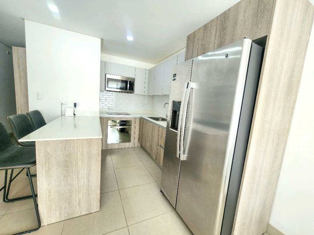 Venta de Apartamento en Alto de las Palomas in Santa Ana, San José — $165,000 - Photo 2 of 25