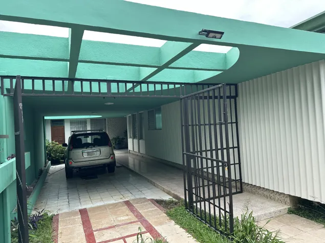 Venta Casa Escalante Uso Suelo Mixto Una Planta in Carmen, San José — ₡ 163 500 000 - Photo 2 of 23