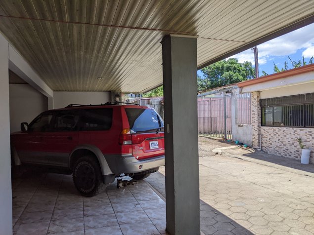 Se vende casa en remate bancario, para inversión o vivienda - Sarchi en Sarchí Norte, Sarchí, Alajuela — $104,720