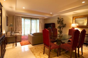 VENTA DE APARTAMENTO, SAN JOSE, ESCAZU, CONDOMINIO  EL CORTIJO in Escazú, San José — $585,000 - Photo 5 of 17