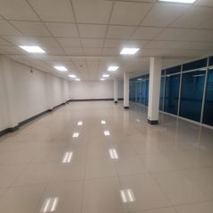 Alquiler de edificio para oficinas. consultorios, en Rohrmoser - Photo 3 of 3