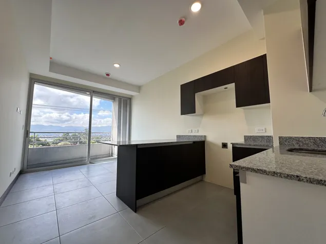 VENTA DE APARTAMENTOS EN TORRE LOS YOSES, SAN PEDRO en San Pedro, Montes De Oca, San José — $185,500