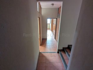 Venta de Casa en San Rafael de Escazú. RAH 27-406 en San Rafael, Escazú, San José — $377,670 - Foto 5 de 18