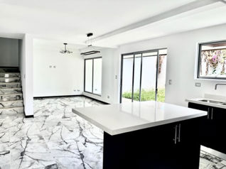 Moderna Casa en San Juan de La Union - 2 Plantas en San Juan, La Unión, Cartago — 130 000 000 ₡ - Foto 5 de 23