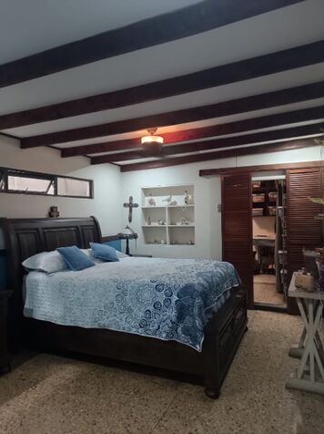 Propiedad en venta contiguo al mas x menos de san Antonio , uso de suelo mixto!! en San Antonio, Desamparados, San José — ₡ 94 000 000