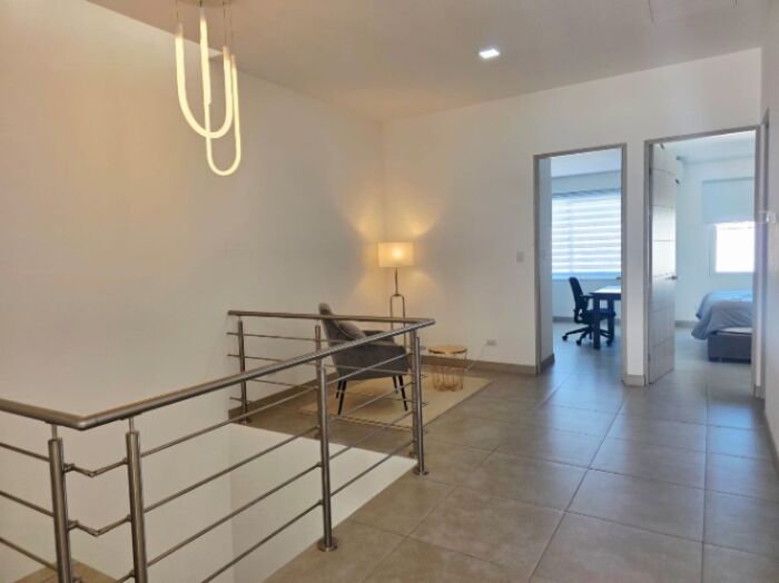 ALQUILER DE CASA AMUEBLADA, SAN JOSE, ESCAZÚ, GUACHIPELIN, CONDOMINIO GUACHIPELIN 3-10 - 9702540 en Escazú, San José — $2,450