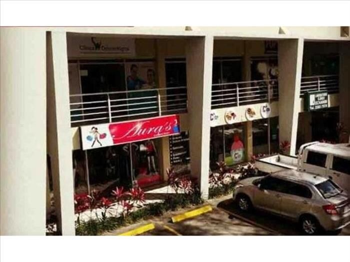 VENTA DE LOCAL, SANTA ANA, CENTRO COMERCIAL PASEO DEL ÁNGEL en Santa Ana, San José — $130,000