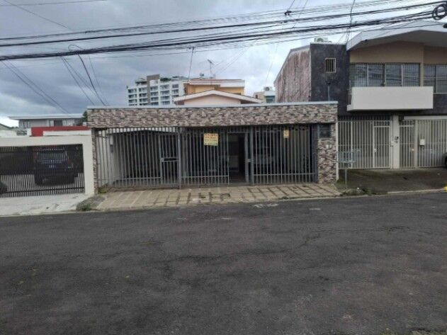 Alquiler de Oficina en Mata Redonda, San José. RAH 26-813 in Mata Redonda, San José — $700