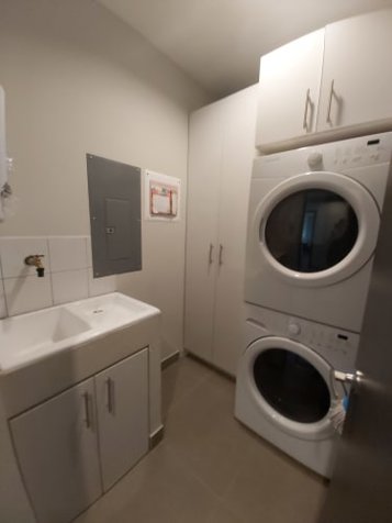 Encantador Apartamento con gran jardín de 60m2  Brasil de Santa Ana en Brasil, Santa Ana, San José — $220,000 - Foto 2 de 10
