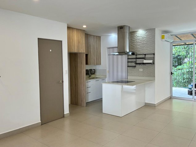 Alquiler Condo Santa Ana | 3 Hab. | 2.5 Baños | Pet Friendly. in Santa Ana, San José — $1,750 - Photo 2 of 14