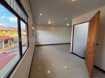 Venta | Dos apartamentos independientes para inversión en Tibás #26-1460 GS in San Juan, Tibás, San José — $200,000 - Photo 4 of 14