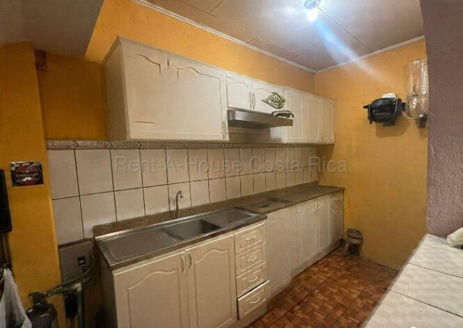 Se vende casa en Hatillo San José 26-1648 en Hatillo, San José — ₡ 89 000 000