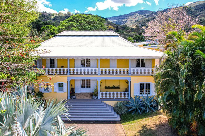 Luxury property house and 5 apartment Santa Ana in Santa Ana, San José — $1,390,000