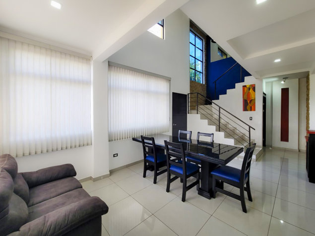 House for rent in Grecia just 5 minutes from the center - furnished en Grecia, Alajuela — ₡ 950 000 - Foto 3 de 23