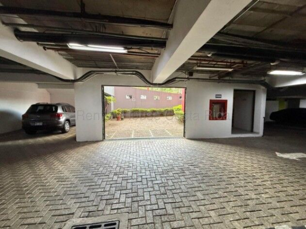 Venta de Centro Comercial en Curridabat. RAH 26-1612 en Curridabat, San José — $4,500,000