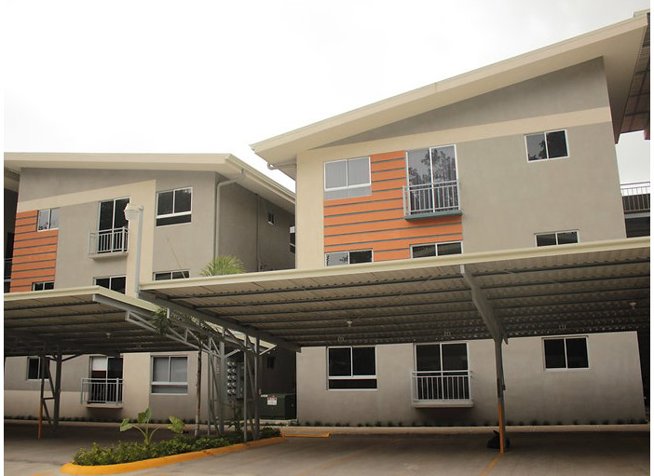 Venta Apartamento Inversión - Torres del Robledal Cod JB 1221 en Uruca, San José — $140,000