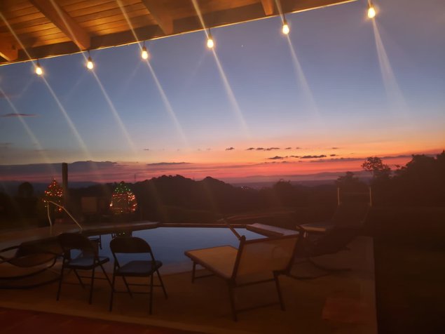Grande casa vacacional se vende con vistas al Pacifico en Atenas in Atenas, Alajuela — $1,000,000 - Photo 3 of 35
