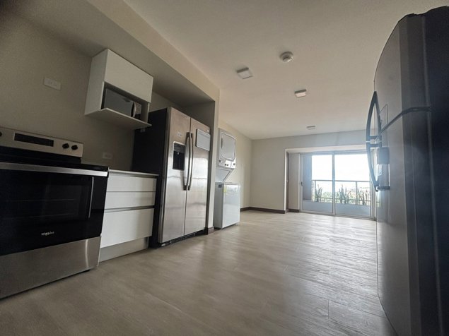 ALQUILER DE APARTAMENTO, SAN JOSE, URUCA, AZENZA TOWERS en Uruca, San José — $1,125 - Foto 2 de 16