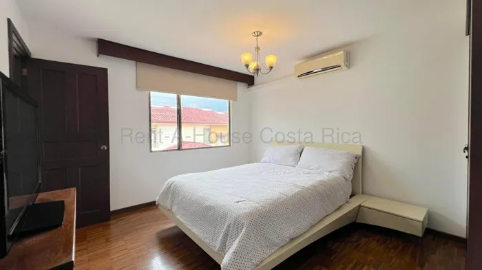 House for rent in Escazú: comfort and appliances included for US$1,650 in Escazú, San José — $1,650 - Photo 2 of 28