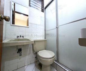 Venta de Casa en Goicoechea-Guadalupe. RAH 27-383 PRECIO REBAJADO en Guadalupe, Goicoechea, San José — 125 000 000 ₡ - Foto 5 de 6